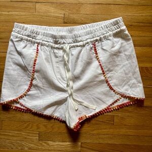 NWT Loft White High Rise Pom Pom Fringe Pull On Shorts Womens Size Medium Resort